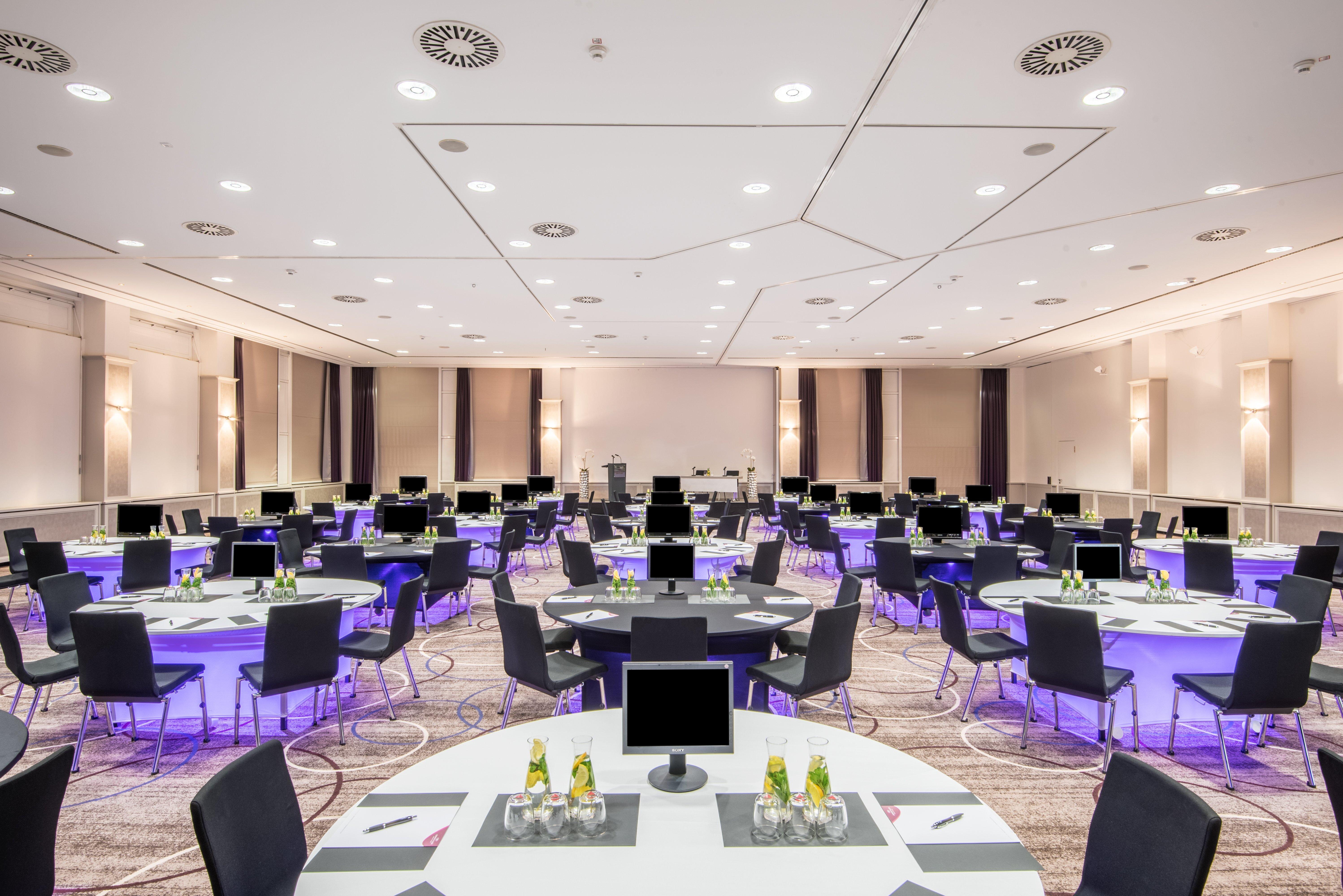 Crowne Plaza Berlin City Centre Ku'Damm By Ihg Екстериор снимка