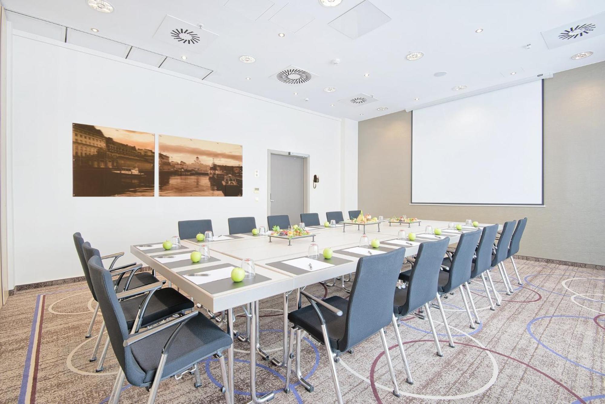 Crowne Plaza Berlin City Centre Ku'Damm By Ihg Екстериор снимка